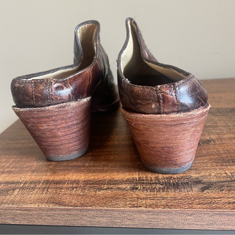 Corral Mules Shoe Boots Brown Leather Embossed Western Cowboy Slip On Womens 7.5 - Picture 2 of 7